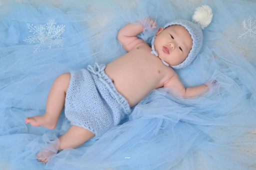 西藏宝宝老喊肚子疼还发烧